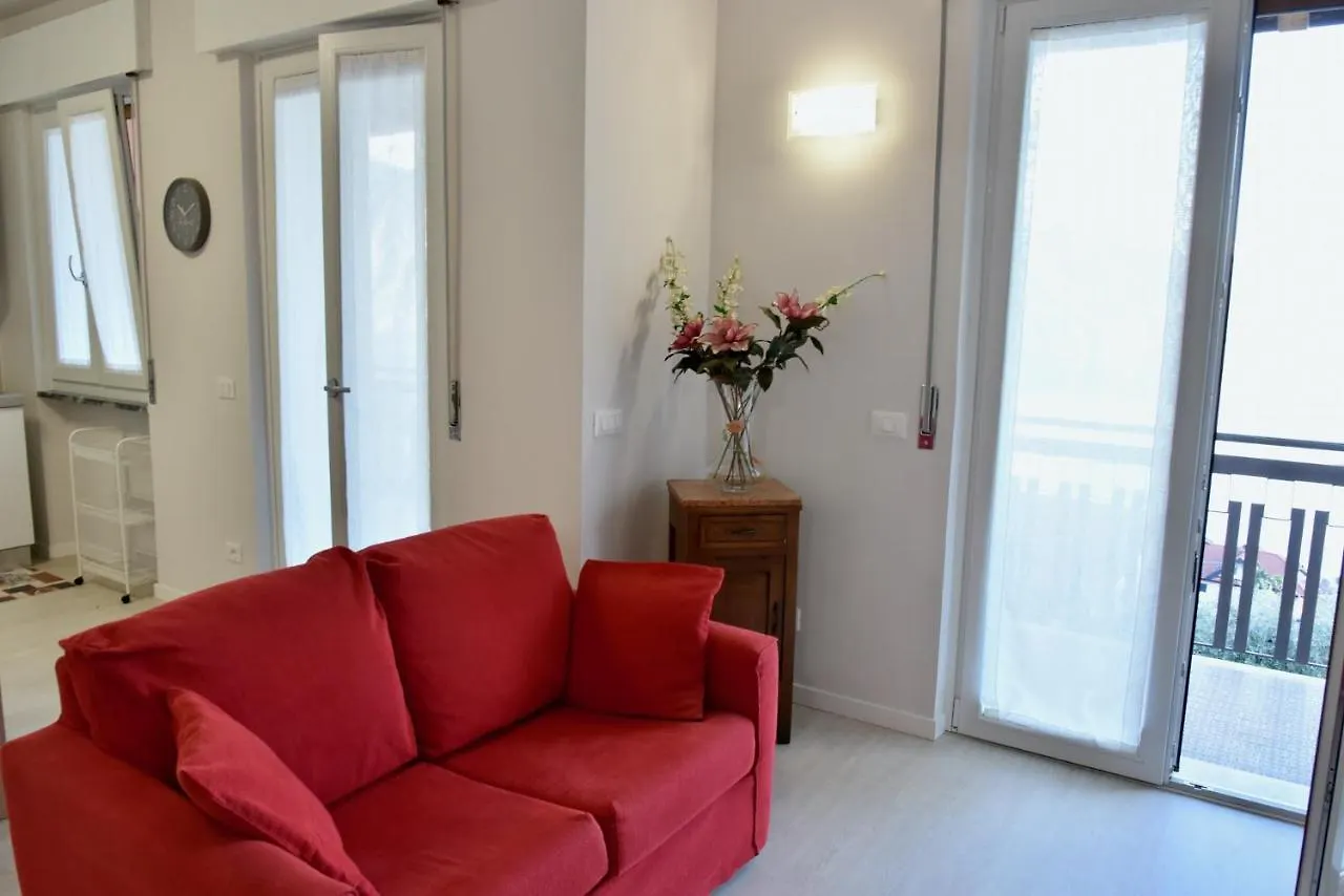 Apartamento Casa Sissi Riva di Solto 0*,  Italia
